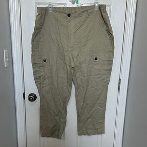 Woman’s Plus Size Tan Cargo Pants